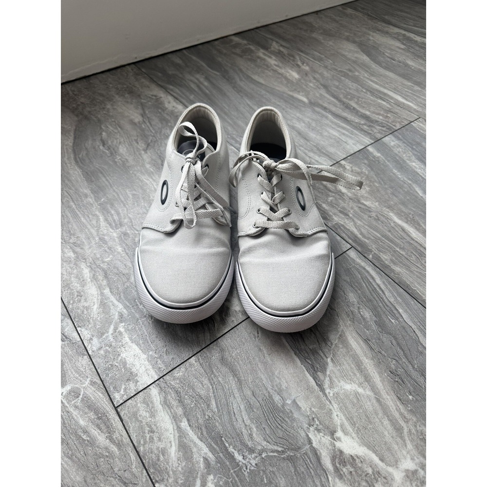 Oakley Men's Split E Canvas Sneaker Light Grey Size 9